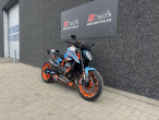 2021 KTM 890 Duke R