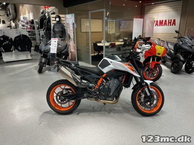 KTM 890 Duke R