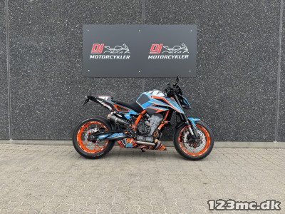 KTM 890 Duke R