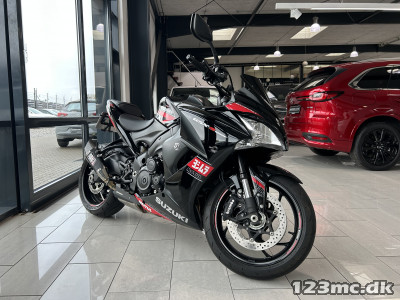 Suzuki GSXS 1000 F yoshimura