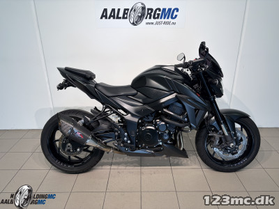 Suzuki GSXS 750