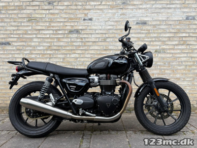 Triumph Bonneville Street Twin