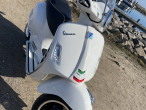 2021 Vespa GTS 300 Super 2021 Vespa GTS 300 Super