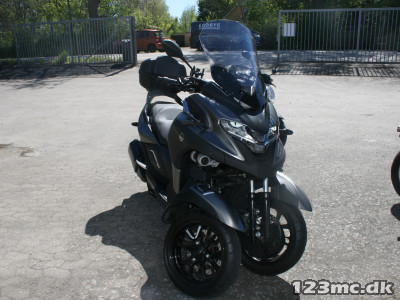 Yamaha Tricity 300