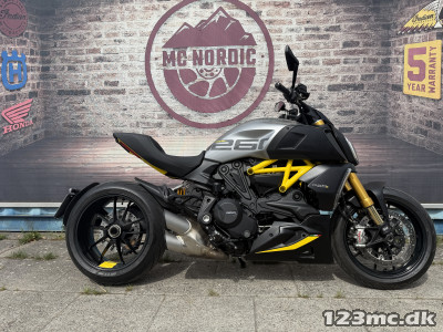 Ducati Diavel S