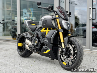 Ducati Diavel S
