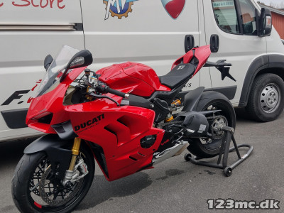 Ducati Panigale V4 S