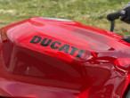 2022 Ducati Streetfighter V2