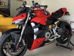 2022 Ducati Streetfighter V2 2022 Ducati Streetfighter V2