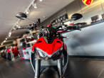 2022 Ducati Streetfighter V2