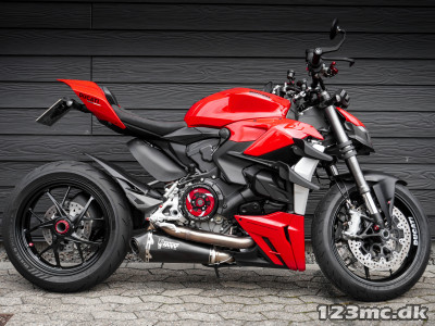 Ducati Streetfighter V2