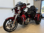 2022 Harley-Davidson FLHTCUTGSE CVO Tri Glide
