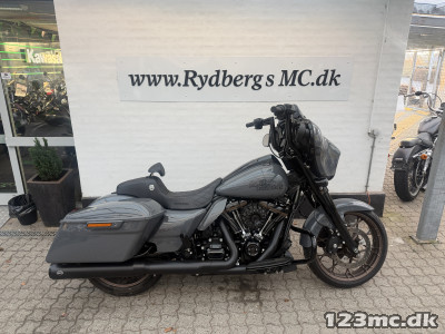 Harley-Davidson FLHXST Street Glide ST 2 års garanti !!