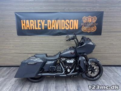 Harley-Davidson FLTRK Road Glide Limited
