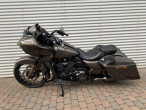 2022 Harley-Davidson FLTRXSE CVO Road Glide 2022 Harley-Davidson FLTRXSE CVO Road Glide