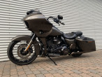 2022 Harley-Davidson FLTRXSE CVO Road Glide 2022 Harley-Davidson FLTRXSE CVO Road Glide