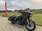 2022 Harley-Davidson FLTRXSE CVO Road Glide 2022 Harley-Davidson FLTRXSE CVO Road Glide