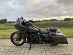 2022 Harley-Davidson FLTRXSE CVO Road Glide 2022 Harley-Davidson FLTRXSE CVO Road Glide
