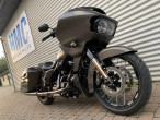 2022 Harley-Davidson FLTRXSE CVO Road Glide 2022 Harley-Davidson FLTRXSE CVO Road Glide