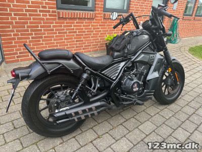Honda CMX 500 Rebel S