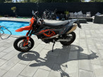 2022 KTM 690 SMC R