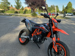 2022 KTM 690 SMC R