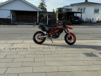 2022 KTM 690 SMC R