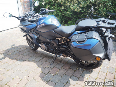 Suzuki GSXS 1000 GT