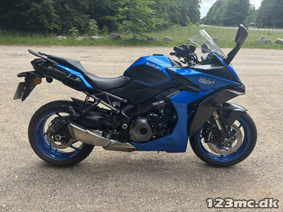 Suzuki GSXS 1000 GT