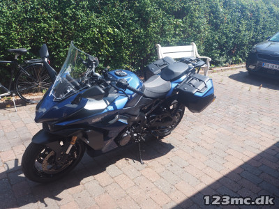 Suzuki GSXS 1000 GT