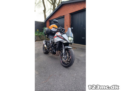 Suzuki GSXS 1000 S Katana Yoshimura Edition