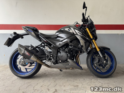 Suzuki GSXS 750