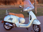 2022 Vespa GTS 300 2022 Vespa GTS 300