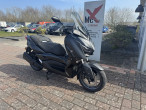 2022 Yamaha X-Max 300