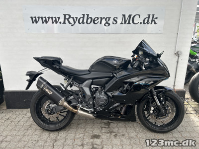Yamaha YZF R7