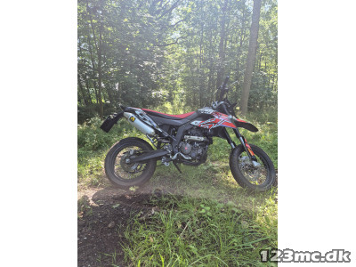 Aprilia SX 125