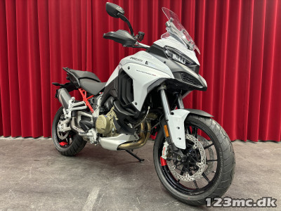 Ducati Multistrada V4 S Radar