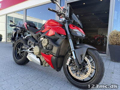 Ducati Streetfighter V4