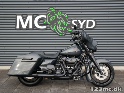 Harley-Davidson FLHTP Electra Glide Police
