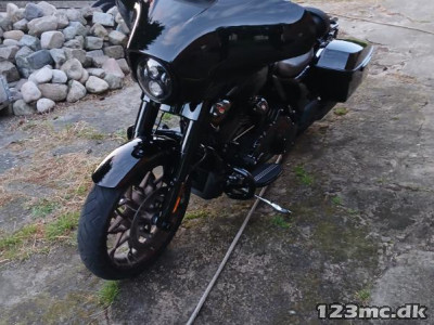 Harley-Davidson FLHXST Street Glide ST