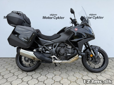 Honda NT 1100 D