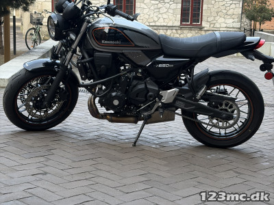 Kawasaki Z 650 RS