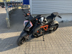 2023 KTM 1290 Super Duke R 2023 KTM 1290 Super Duke R