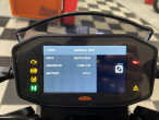 2023 KTM 890 Duke R