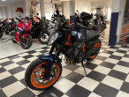 2023 KTM 890 Duke R 2023 KTM 890 Duke R