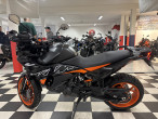 2023 KTM 890 SMT