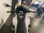 2023 Moto Guzzi V100 Mandello