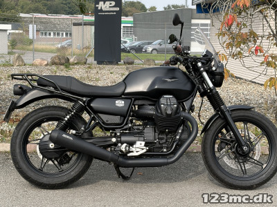 Moto Guzzi V7 III Stone