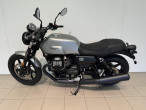2023 Moto Guzzi V7 Stone