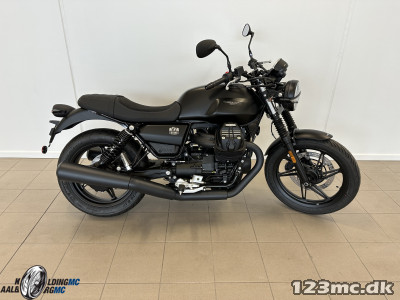 Moto Guzzi V7 Stone Aalborg MC